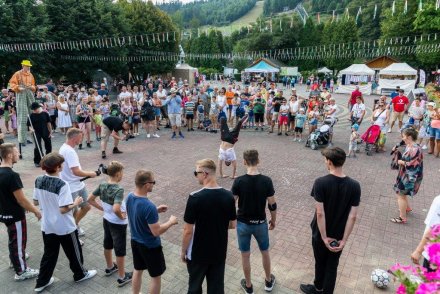 Fuzja Puzzli Kultury na Pl. B. Hoffa